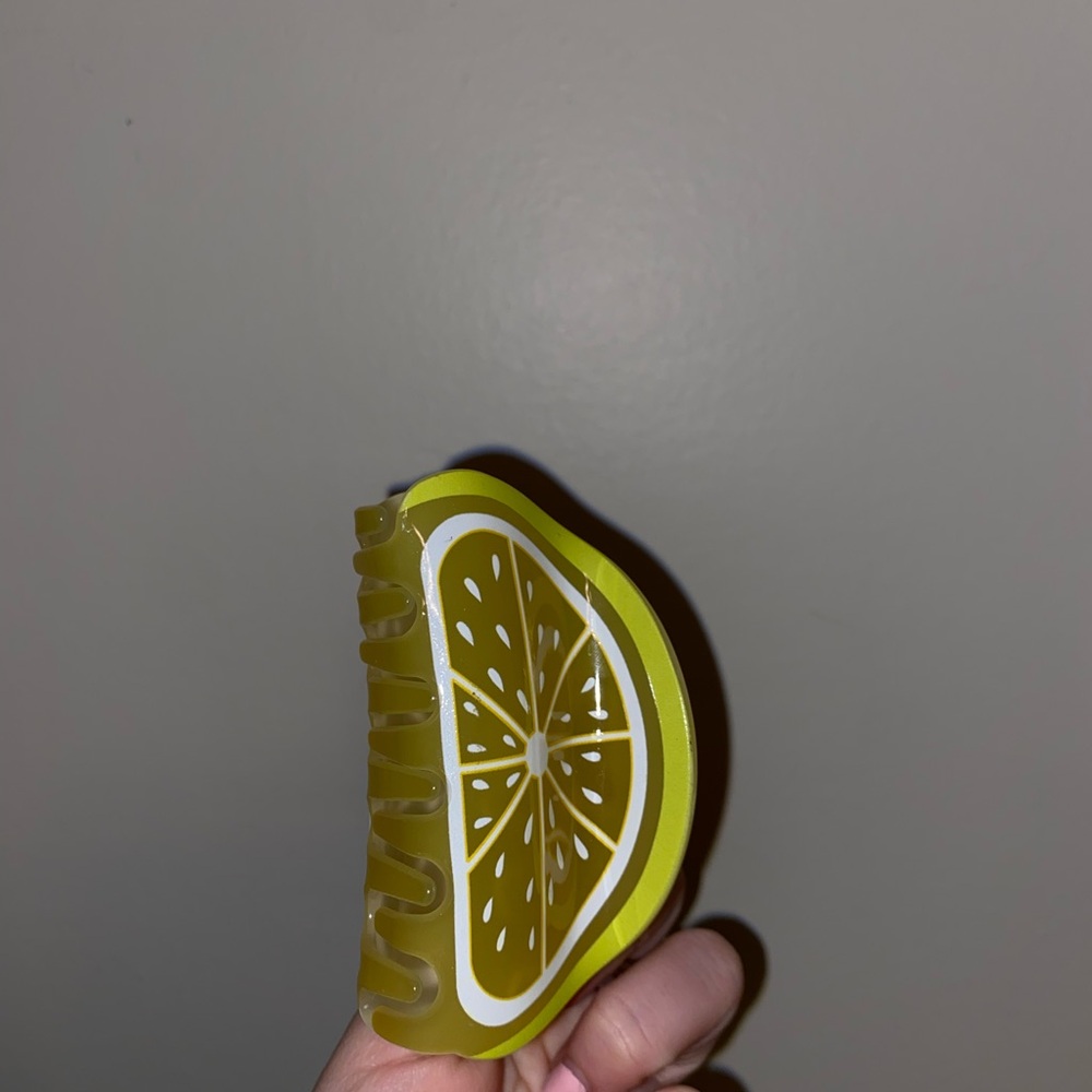 Lemon Slice Hair Clip